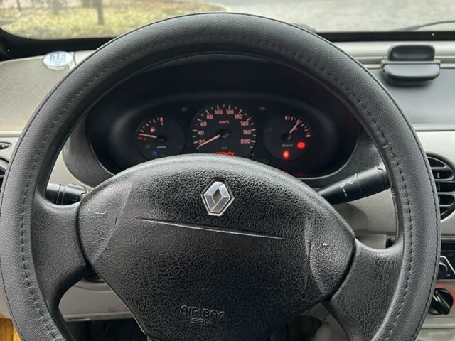 Жовтий Рено Кєнгу, об'ємом двигуна 1.9 л та пробігом 198 тис. км за 2800 $, фото 5 на Automoto.ua