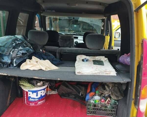 Жовтий Рено Кєнгу, об'ємом двигуна 1.5 л та пробігом 327 тис. км за 3900 $, фото 8 на Automoto.ua