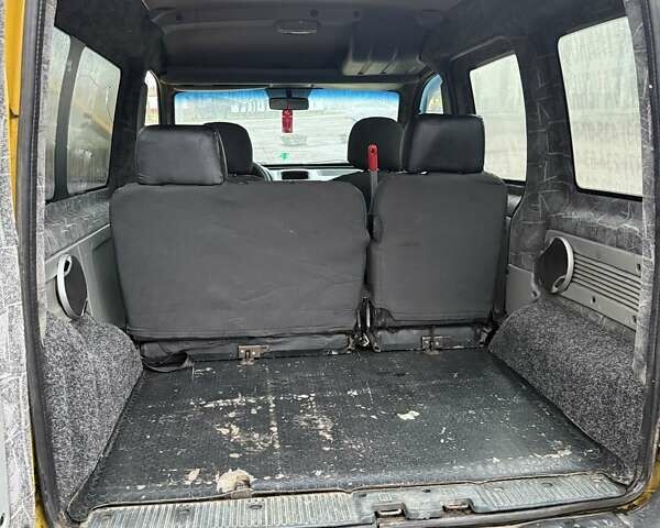 Желтый Рено Кенгу, объемом двигателя 1.5 л и пробегом 450 тыс. км за 3200 $, фото 17 на Automoto.ua