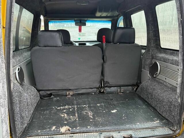 Желтый Рено Кенгу, объемом двигателя 1.5 л и пробегом 450 тыс. км за 3200 $, фото 6 на Automoto.ua