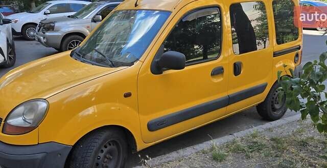Рено Кенгу 2004 в Киеве на Automoto.ua Желтый Рено Кенгу, объемом двигателя 1.46 л и пробегом 400 тыс. км за 2900 $, фото 3 на Automoto.ua