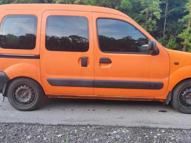 Желтый Рено Кенгу, объемом двигателя 1.5 л и пробегом 225 тыс. км за 2500 $, фото 6 на Automoto.ua