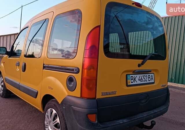 Желтый Рено Кенгу, объемом двигателя 1.5 л и пробегом 173 тыс. км за 3450 $, фото 23 на Automoto.ua