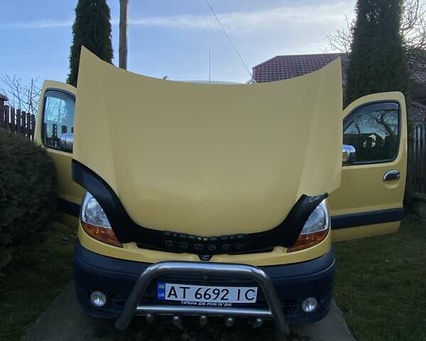 Желтый Рено Кенгу, объемом двигателя 1.5 л и пробегом 240 тыс. км за 4350 $, фото 17 на Automoto.ua