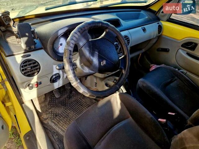 Желтый Рено Кенгу, объемом двигателя 1.9 л и пробегом 396 тыс. км за 4500 $, фото 6 на Automoto.ua