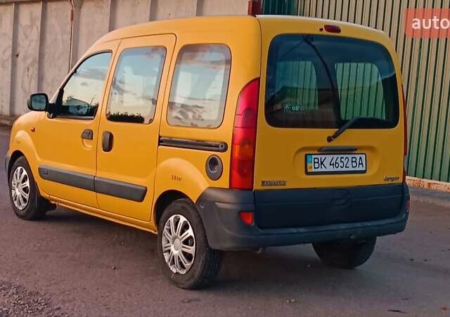 Желтый Рено Кенгу, объемом двигателя 1.5 л и пробегом 173 тыс. км за 3450 $, фото 5 на Automoto.ua