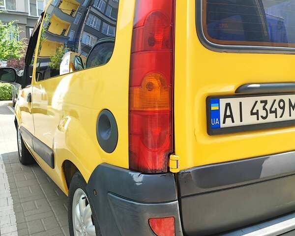 Желтый Рено Кенгу, объемом двигателя 1.5 л и пробегом 300 тыс. км за 4300 $, фото 2 на Automoto.ua