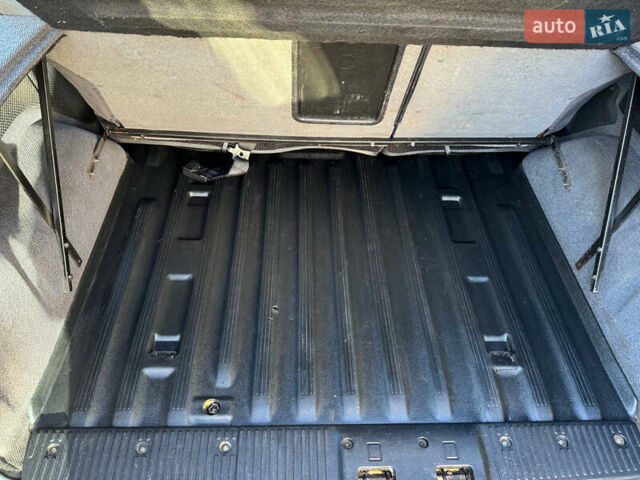 Желтый Рено Кенгу, объемом двигателя 1.46 л и пробегом 110 тыс. км за 4100 $, фото 22 на Automoto.ua
