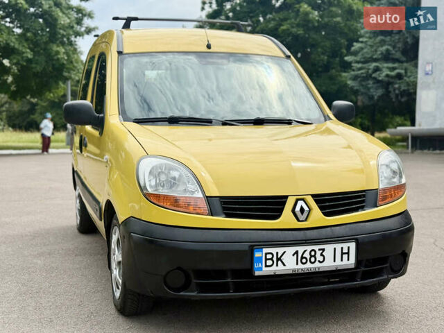 Желтый Рено Кенгу, объемом двигателя 1.46 л и пробегом 298 тыс. км за 3600 $, фото 3 на Automoto.ua