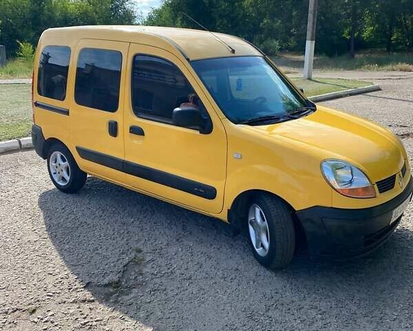 Желтый Рено Кенгу, объемом двигателя 1.46 л и пробегом 137 тыс. км за 4700 $, фото 14 на Automoto.ua