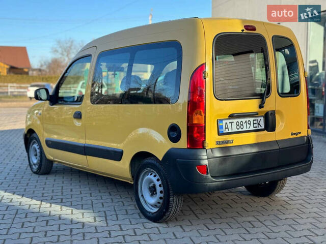 Желтый Рено Кенгу, объемом двигателя 1.46 л и пробегом 110 тыс. км за 4100 $, фото 6 на Automoto.ua