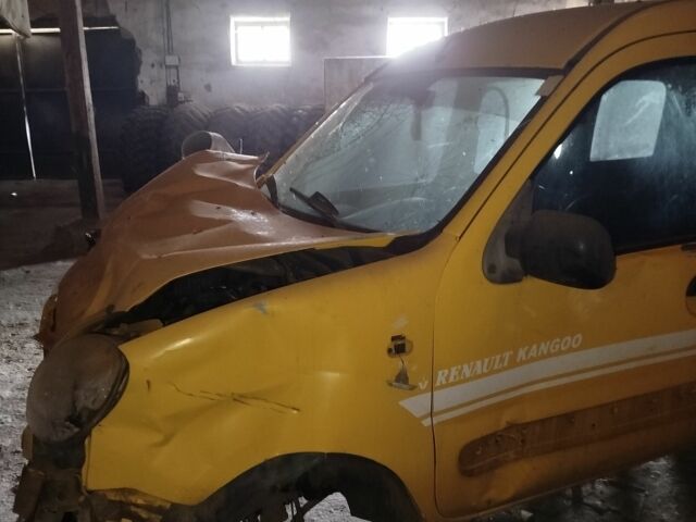 Желтый Рено Кенгу, объемом двигателя 1.5 л и пробегом 3 тыс. км за 1100 $, фото 5 на Automoto.ua
