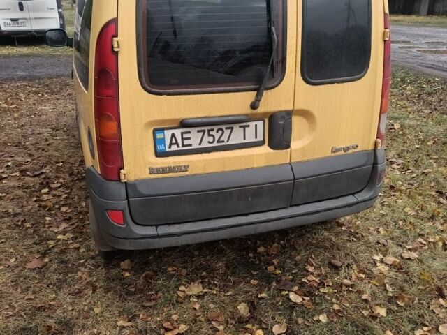Желтый Рено Кенгу, объемом двигателя 1.5 л и пробегом 207 тыс. км за 3600 $, фото 4 на Automoto.ua