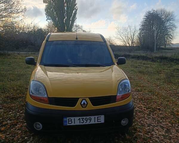Желтый Рено Кенгу, объемом двигателя 1.46 л и пробегом 200 тыс. км за 3800 $, фото 3 на Automoto.ua
