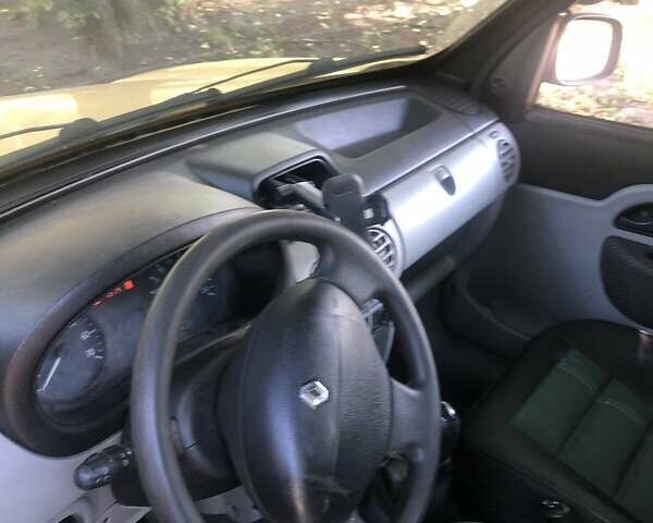 Рено Кенгу 2006 в Харькове на Automoto.ua Желтый Рено Кенгу, объемом двигателя 1.46 л и пробегом 415 тыс. км за 3600 $, фото 9 на Automoto.ua