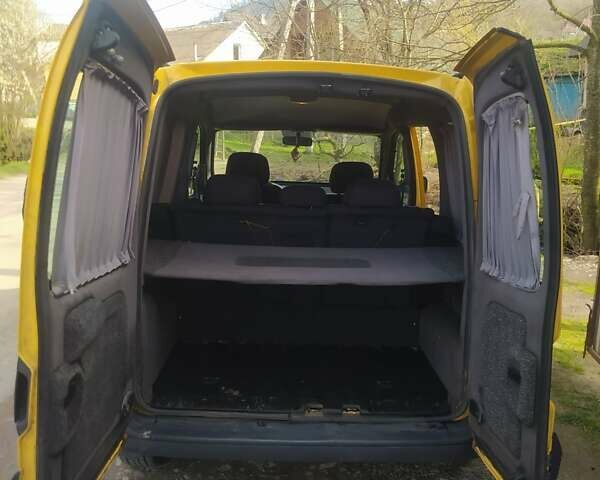 Жовтий Рено Кєнгу, об'ємом двигуна 1.46 л та пробігом 120 тис. км за 4200 $, фото 13 на Automoto.ua