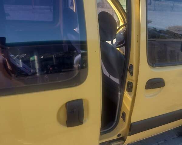 Жовтий Рено Кєнгу, об'ємом двигуна 1.46 л та пробігом 382 тис. км за 2500 $, фото 13 на Automoto.ua
