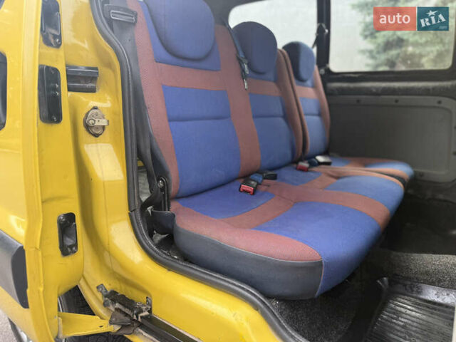 Жовтий Рено Кєнгу, об'ємом двигуна 1.46 л та пробігом 268 тис. км за 3400 $, фото 54 на Automoto.ua