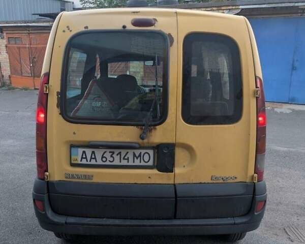 Желтый Рено Кенгу, объемом двигателя 1.5 л и пробегом 300 тыс. км за 2850 $, фото 4 на Automoto.ua