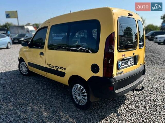 Желтый Рено Кенгу, объемом двигателя 1.5 л и пробегом 180 тыс. км за 4000 $, фото 5 на Automoto.ua