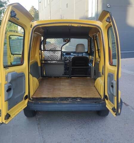 Жовтий Рено Кєнгу, об'ємом двигуна 1.46 л та пробігом 145 тис. км за 3200 $, фото 11 на Automoto.ua