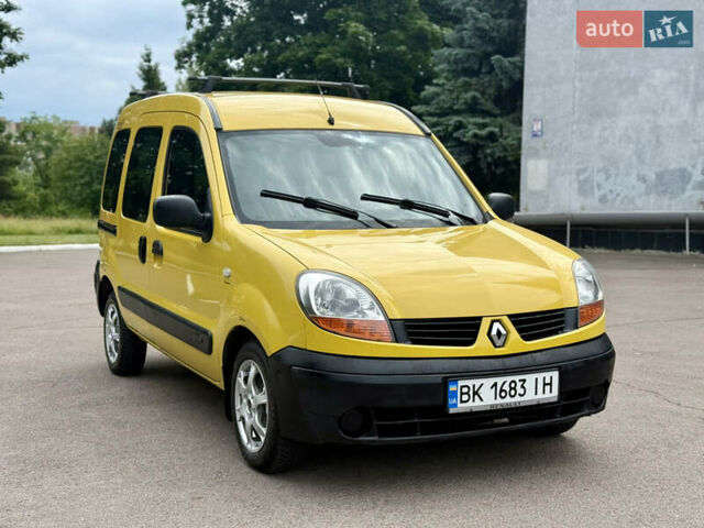 Желтый Рено Кенгу, объемом двигателя 1.46 л и пробегом 298 тыс. км за 3600 $, фото 15 на Automoto.ua