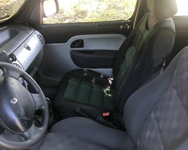 Рено Кенгу 2006 в Харькове на Automoto.ua Желтый Рено Кенгу, объемом двигателя 1.46 л и пробегом 415 тыс. км за 3600 $, фото 8 на Automoto.ua