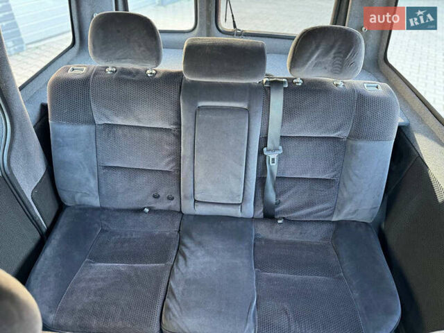Желтый Рено Кенгу, объемом двигателя 1.46 л и пробегом 110 тыс. км за 4100 $, фото 19 на Automoto.ua