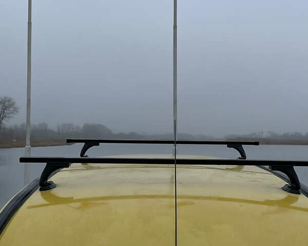 Желтый Рено Кенгу, объемом двигателя 1.5 л и пробегом 220 тыс. км за 4300 $, фото 14 на Automoto.ua