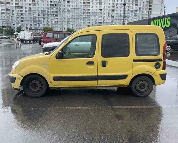 Жовтий Рено Кєнгу, об'ємом двигуна 1.39 л та пробігом 200 тис. км за 2400 $, фото 6 на Automoto.ua