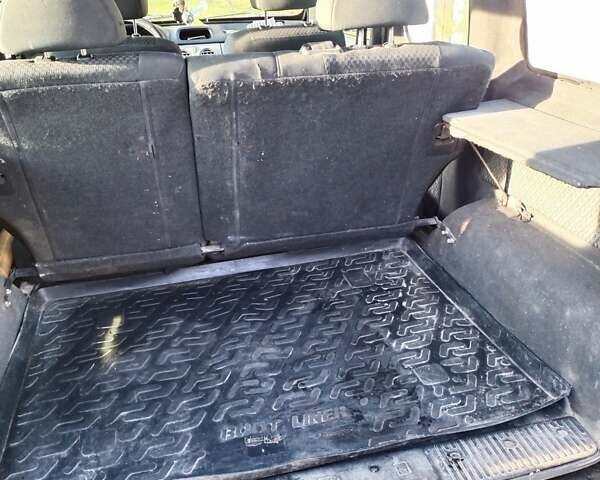 Желтый Рено Кенгу, объемом двигателя 1.5 л и пробегом 158 тыс. км за 4300 $, фото 6 на Automoto.ua