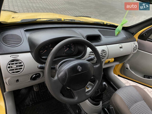 Жовтий Рено Кєнгу, об'ємом двигуна 1.46 л та пробігом 280 тис. км за 4199 $, фото 16 на Automoto.ua