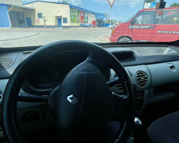 Желтый Рено Кенгу, объемом двигателя 1.5 л и пробегом 260 тыс. км за 4700 $, фото 12 на Automoto.ua