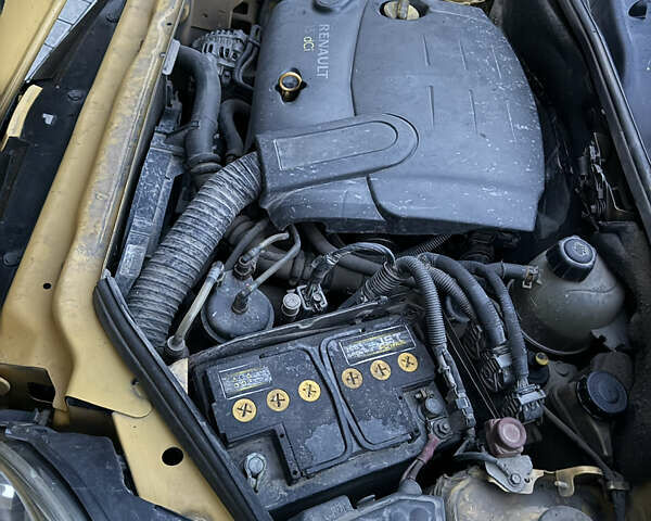 Рено Кєнгу 2007 у Каменце-Подольском на Automoto.ua Жовтий Рено Кєнгу, об'ємом двигуна 1.46 л та пробігом 325 тис. км за 3850 $, фото 19 на Automoto.ua