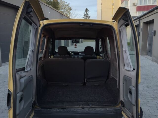 Рено Кєнгу 2007 у Каменце-Подольском на Automoto.ua Жовтий Рено Кєнгу, об'ємом двигуна 1.5 л та пробігом 320 тис. км за 3850 $, фото 12 на Automoto.ua