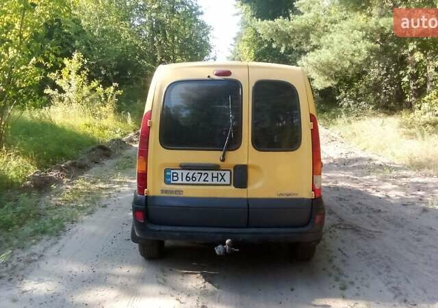 Желтый Рено Кенгу, объемом двигателя 1.5 л и пробегом 271 тыс. км за 3800 $, фото 3 на Automoto.ua