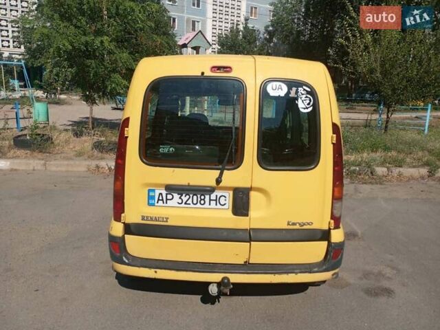 Желтый Рено Кенгу, объемом двигателя 1.5 л и пробегом 225 тыс. км за 3600 $, фото 4 на Automoto.ua