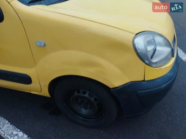Желтый Рено Кенгу, объемом двигателя 1.5 л и пробегом 303 тыс. км за 3500 $, фото 14 на Automoto.ua
