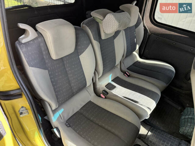 Жовтий Рено Кєнгу, об'ємом двигуна 1.46 л та пробігом 320 тис. км за 3200 $, фото 15 на Automoto.ua