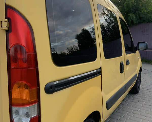 Жовтий Рено Кєнгу, об'ємом двигуна 1.5 л та пробігом 265 тис. км за 4000 $, фото 9 на Automoto.ua