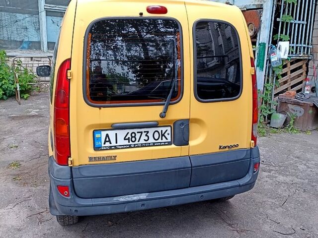 Жовтий Рено Кєнгу, об'ємом двигуна 1.5 л та пробігом 250 тис. км за 3500 $, фото 2 на Automoto.ua