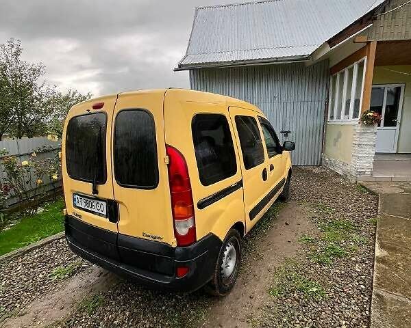 Желтый Рено Кенгу, объемом двигателя 1.46 л и пробегом 430 тыс. км за 2500 $, фото 3 на Automoto.ua