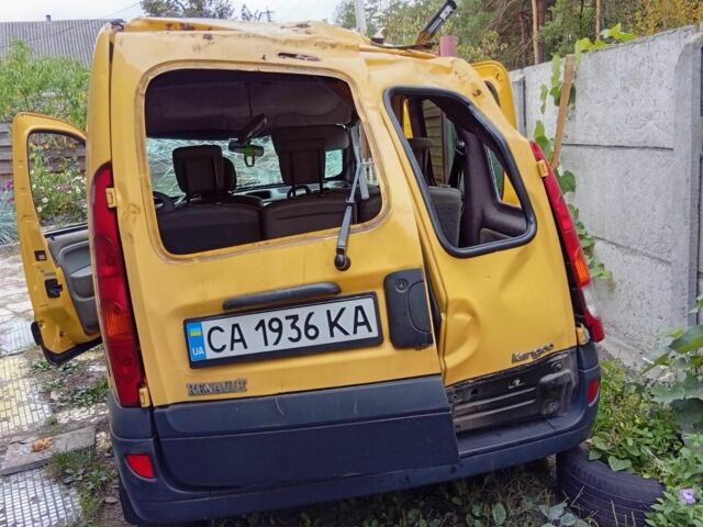 Желтый Рено Кенгу, объемом двигателя 1.5 л и пробегом 278 тыс. км за 1500 $, фото 3 на Automoto.ua