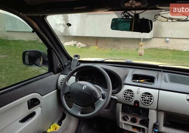 Желтый Рено Кенгу, объемом двигателя 1.5 л и пробегом 204 тыс. км за 4500 $, фото 10 на Automoto.ua