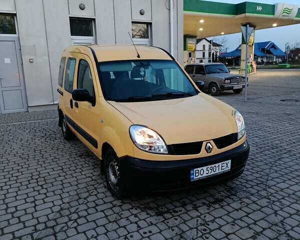 Желтый Рено Кенгу, объемом двигателя 1.46 л и пробегом 280 тыс. км за 3299 $, фото 12 на Automoto.ua