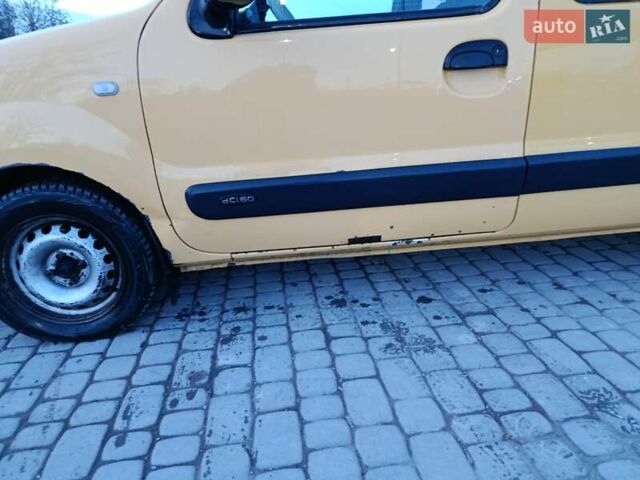 Желтый Рено Кенгу, объемом двигателя 1.46 л и пробегом 280 тыс. км за 3299 $, фото 5 на Automoto.ua