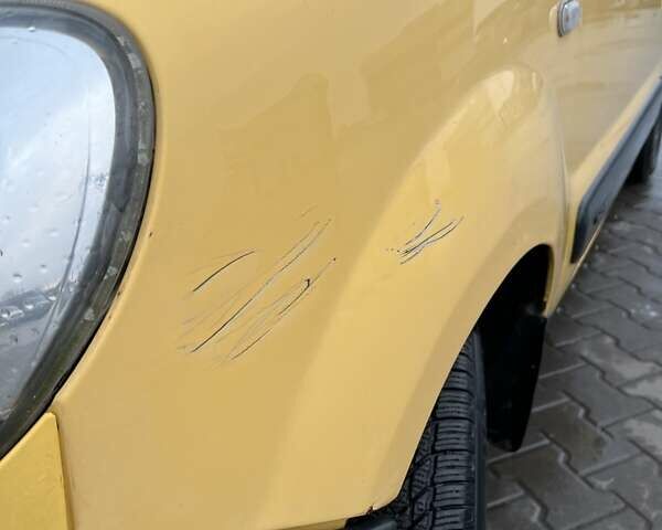 Жовтий Рено Кєнгу, об'ємом двигуна 1.46 л та пробігом 280 тис. км за 4999 $, фото 2 на Automoto.ua