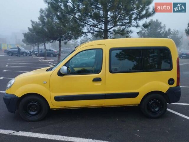 Желтый Рено Кенгу, объемом двигателя 1.5 л и пробегом 303 тыс. км за 3500 $, фото 8 на Automoto.ua