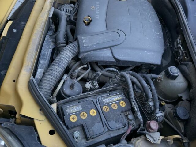Рено Кєнгу 2007 у Каменце-Подольском на Automoto.ua Жовтий Рено Кєнгу, об'ємом двигуна 1.5 л та пробігом 320 тис. км за 3850 $, фото 10 на Automoto.ua