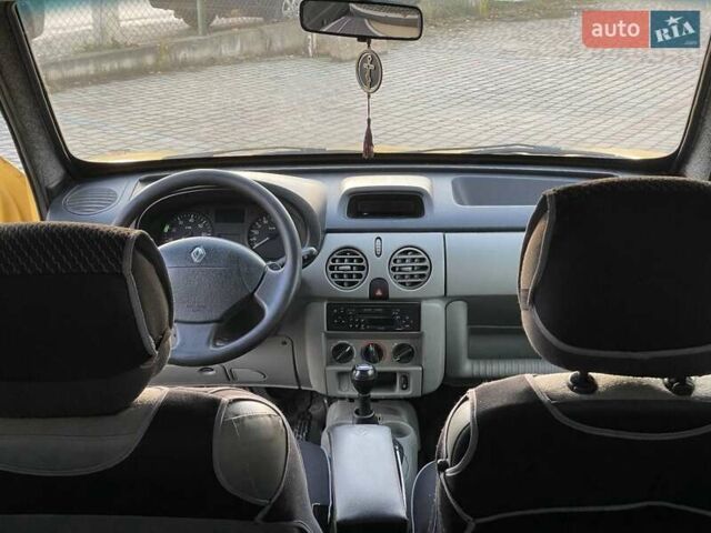 Желтый Рено Кенгу, объемом двигателя 0 л и пробегом 200 тыс. км за 3600 $, фото 11 на Automoto.ua